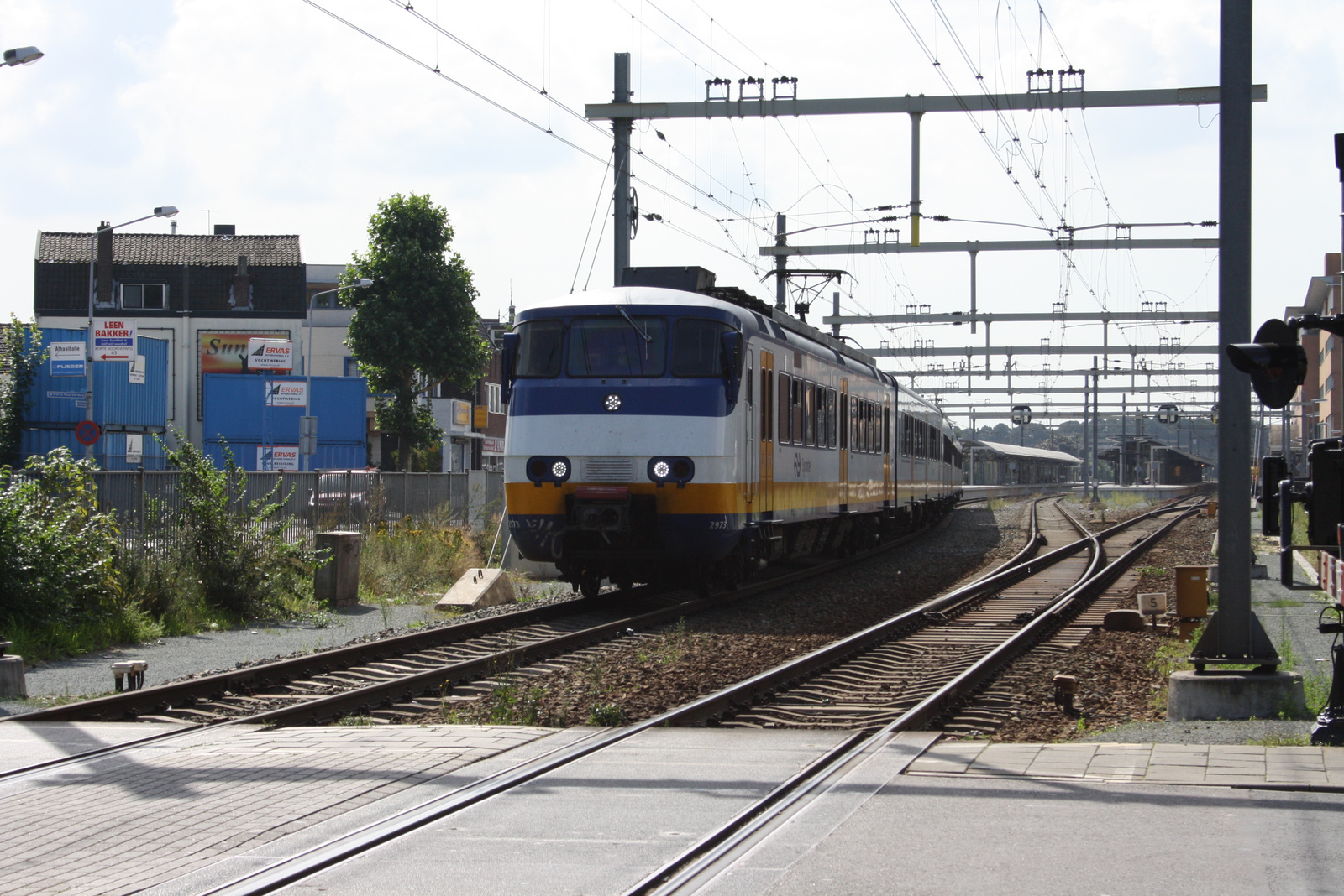 Hilversum-H.Noord-Almere Stoptrein NS SGM 2973