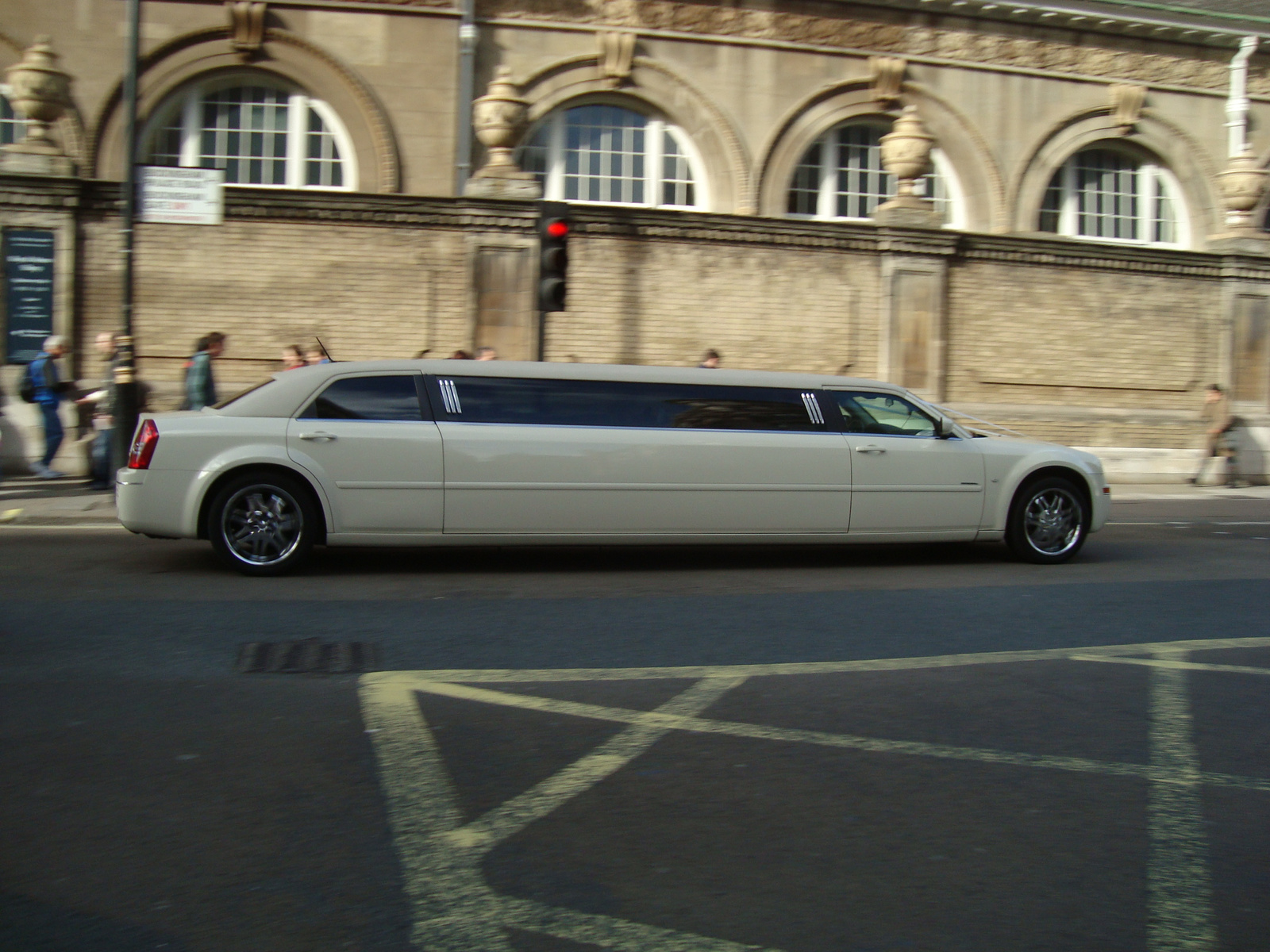 Chrysler 300 limo