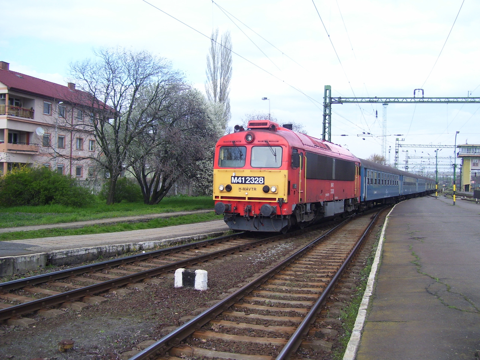 M41 2328  Szfvár  10.04.06