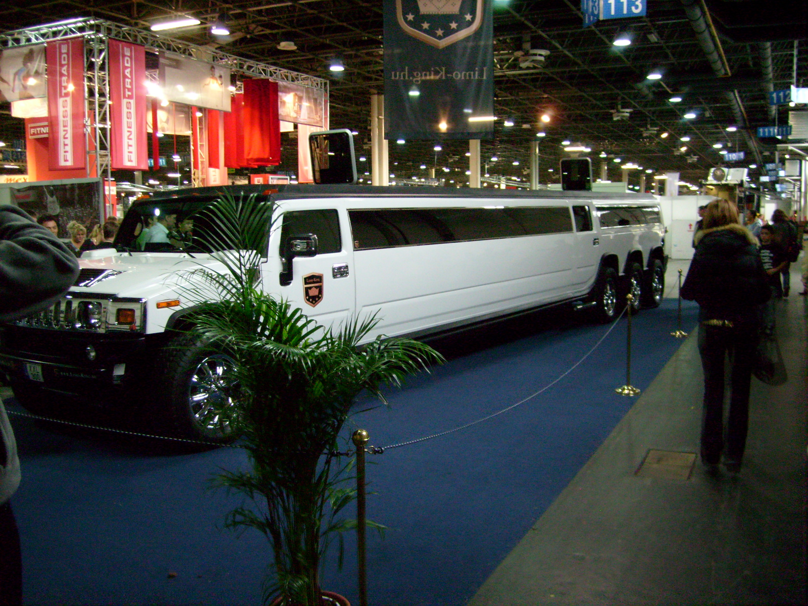 hummer limo