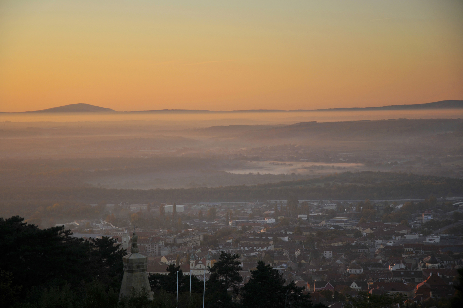 Down,  Pécs