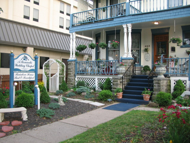 "Romantic Wedding Chapel"