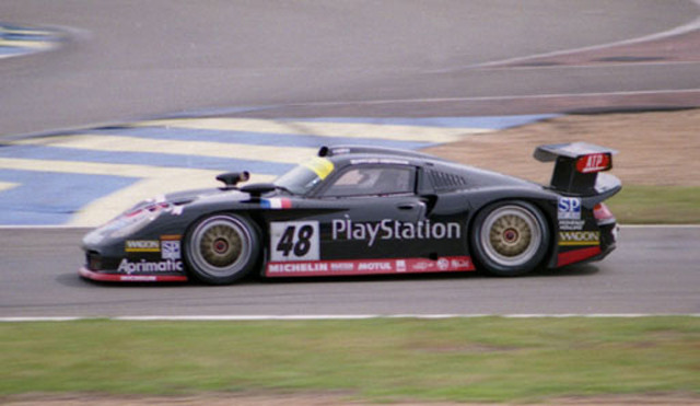 Porsche 911 GT1