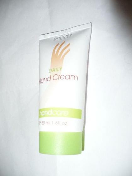 Kézkrém Oriflame S édesmandula olaj P1060504