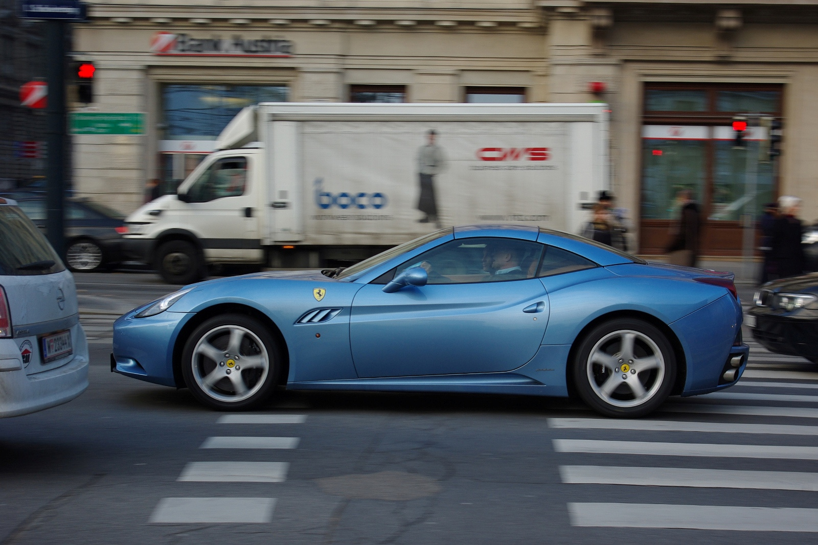 Ferrari California (10)