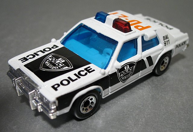 Ford LTD police 1