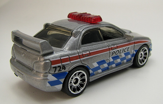 Subaru Impreza Police silver 3