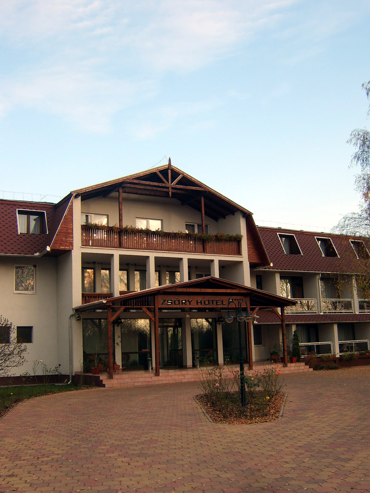 Zsóry Hotel
