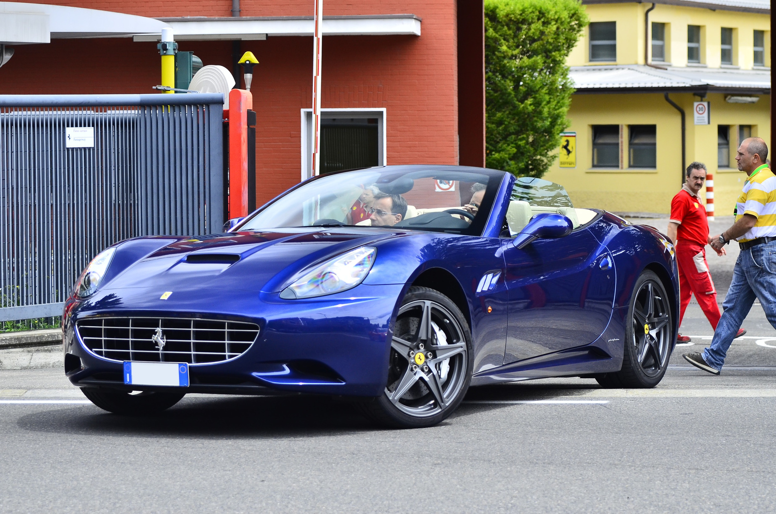 Ferrari California