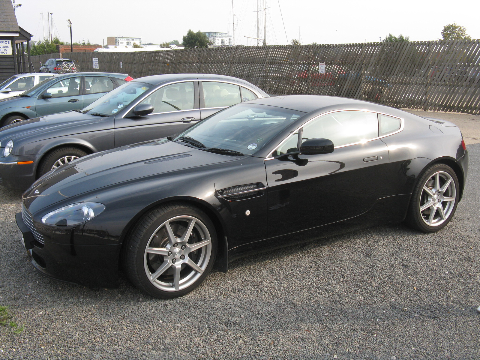 Aston Martin Vantage