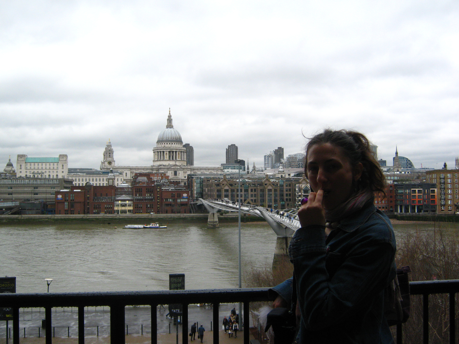 20110330 TateModern (27) - Copy