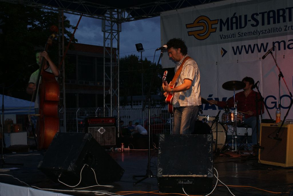 RL 2009.07.11. Szeged, Vasutas Nap SZVSE pálya, Pumpkins 010