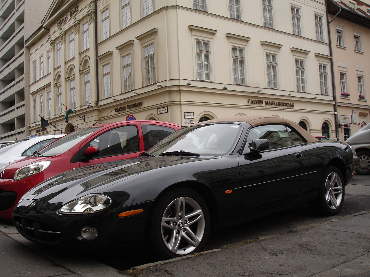 Jaguar XK8