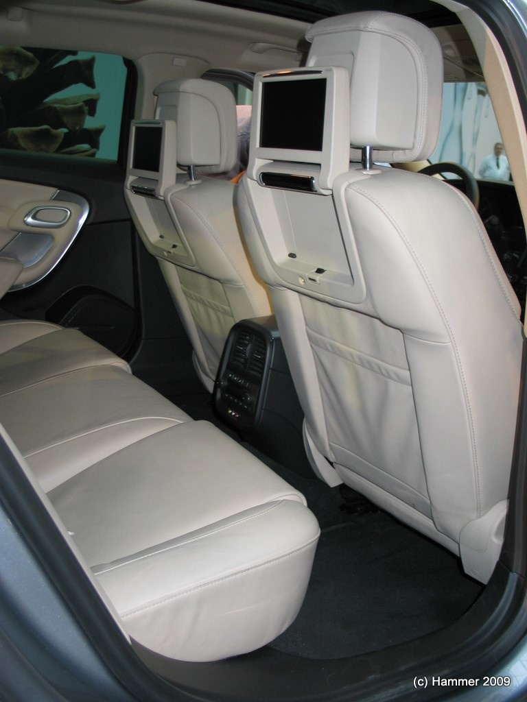 2010 Saab 9-5 Aero interior