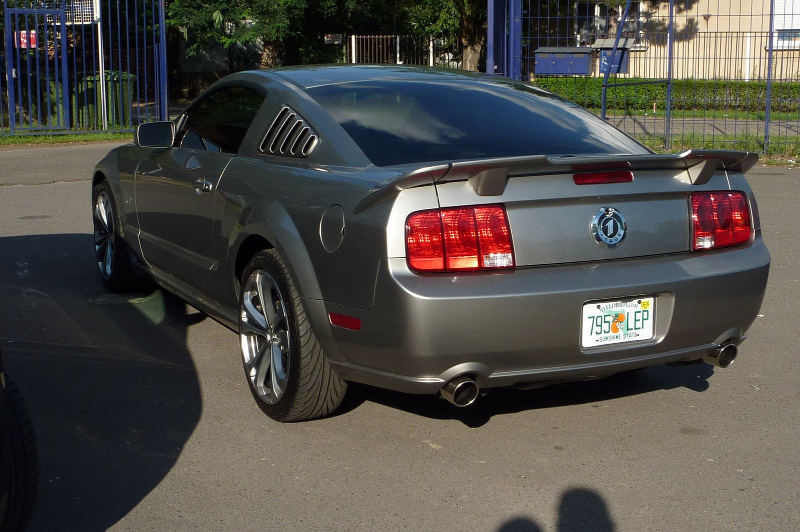 ford mustang 1