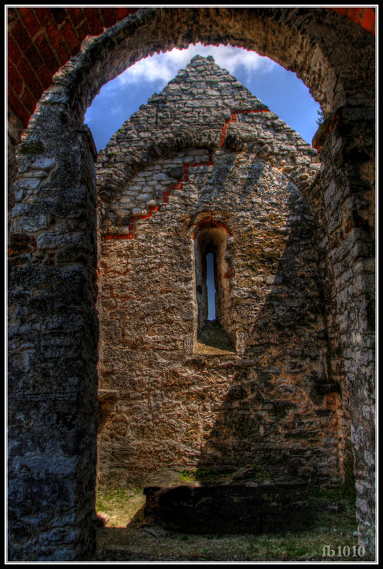 Felsődörgicsei Szent-Péter templomrom