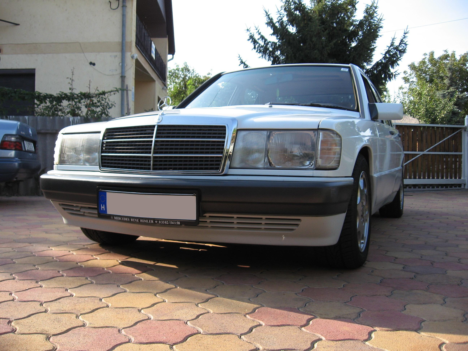 Mercedes 190E 01