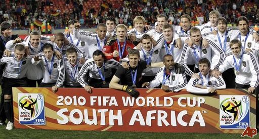 south-africa-soccer-wcup-germany-uruguay-2010-7-10-18-27-5