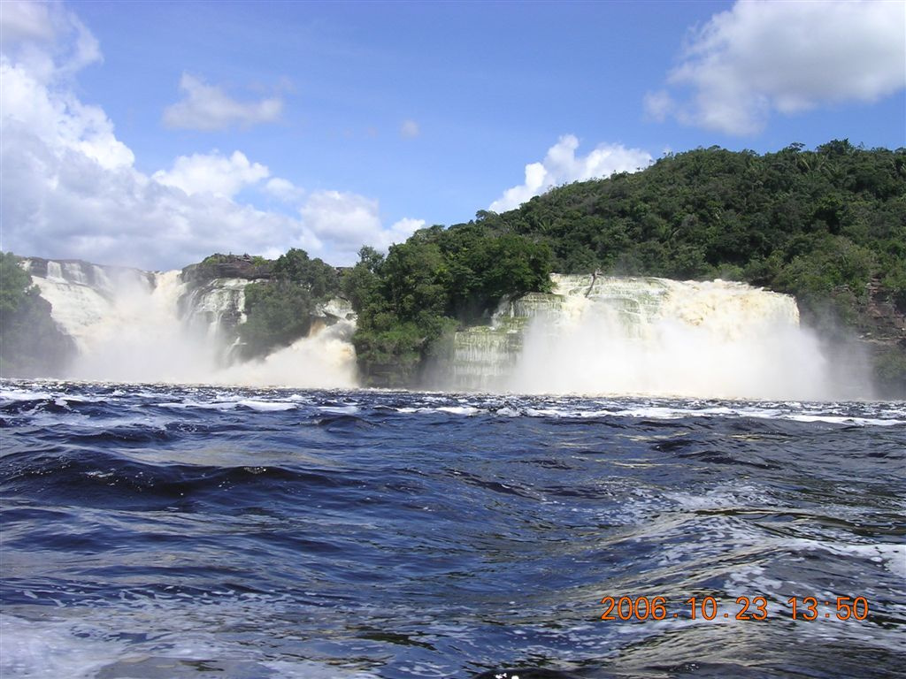 388 Canaima - Saltos Golondrinas & Ucaima