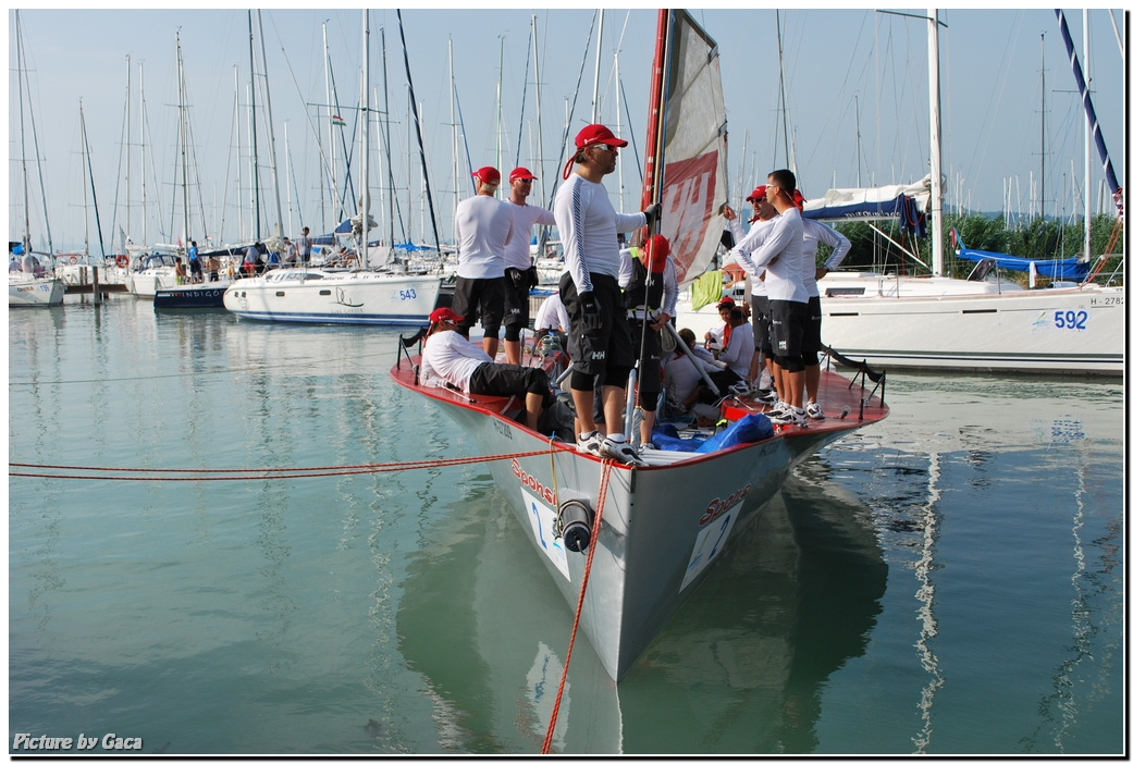 rafficasponzibalatonkékszalaggaca201100085