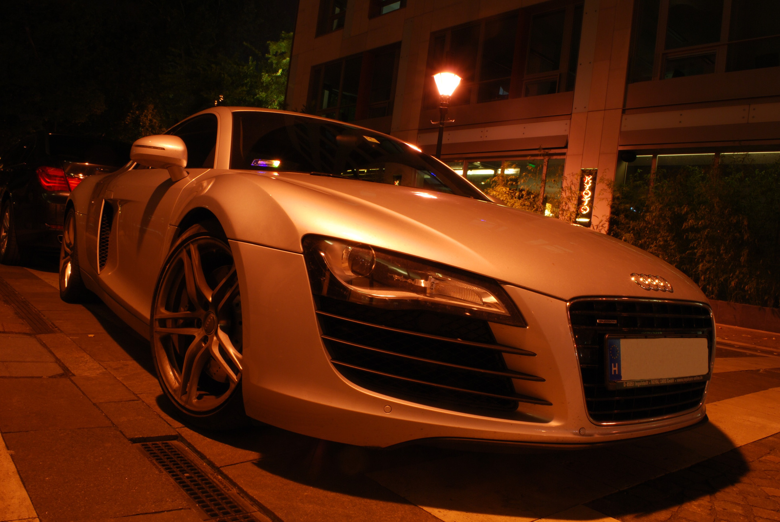 Audi R8