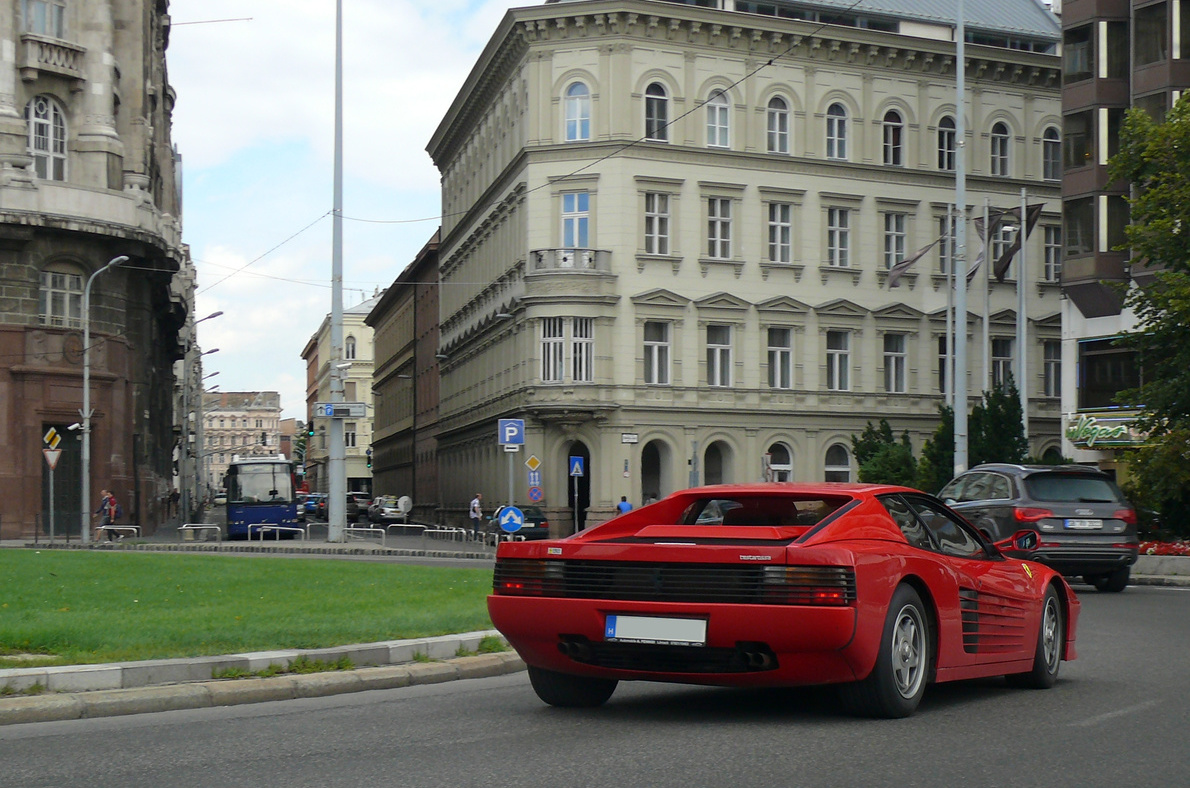 Ferrari Testarossa