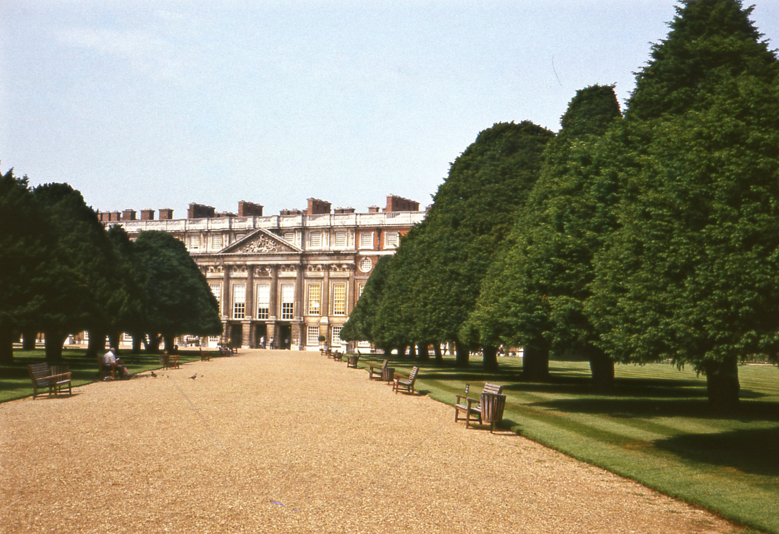 332 Hampton Court