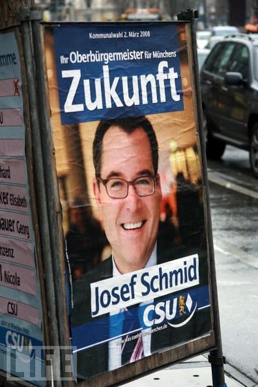 Politikai plakáthely Münchenben