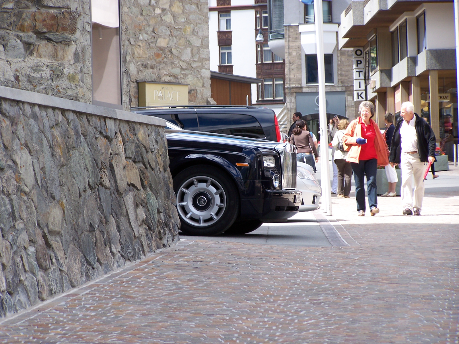 Rolls Royce Phantom EWB