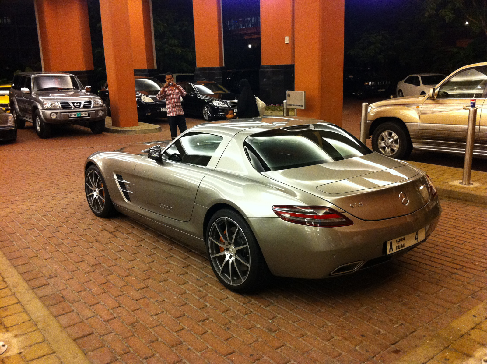 Mercedes-Benz SLS AMG