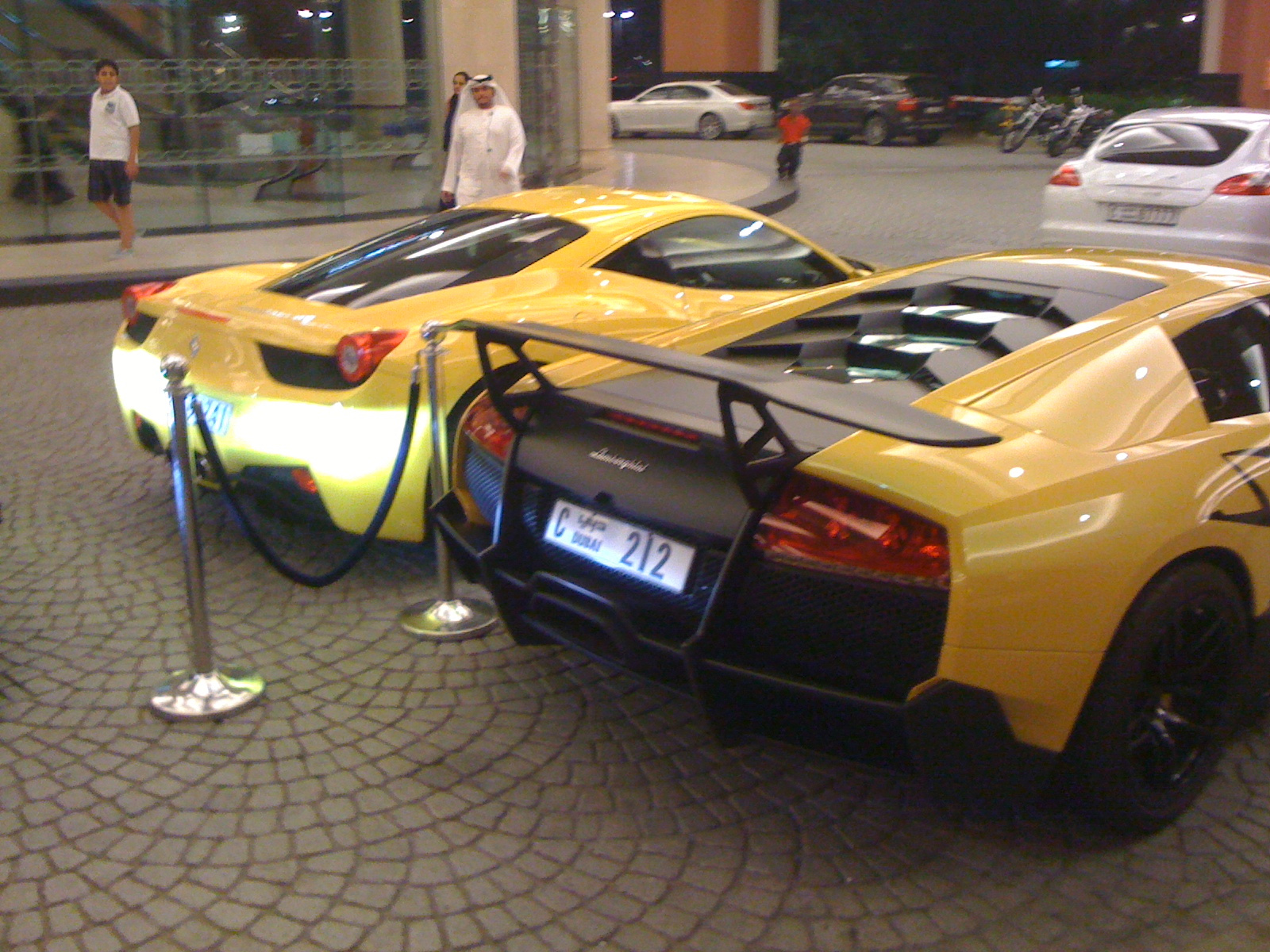 LP 670 - 4SV, F458 Italia