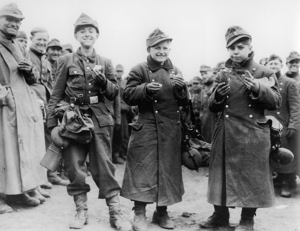 Hitlerjugend, Bergstadt, april 1945.