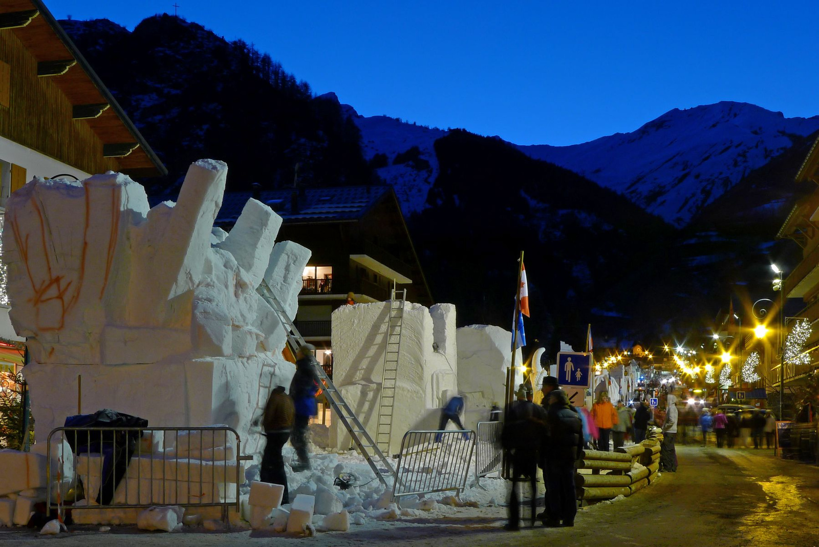 Sculptures sur neige 5129