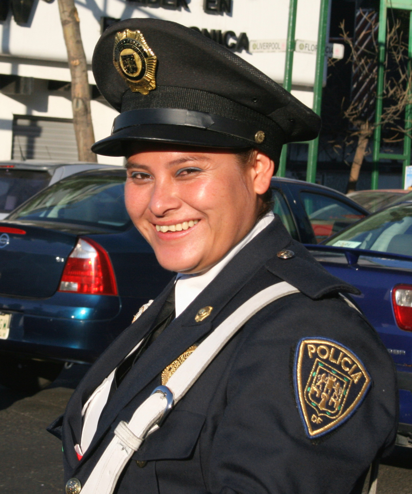 Rendőrnő1