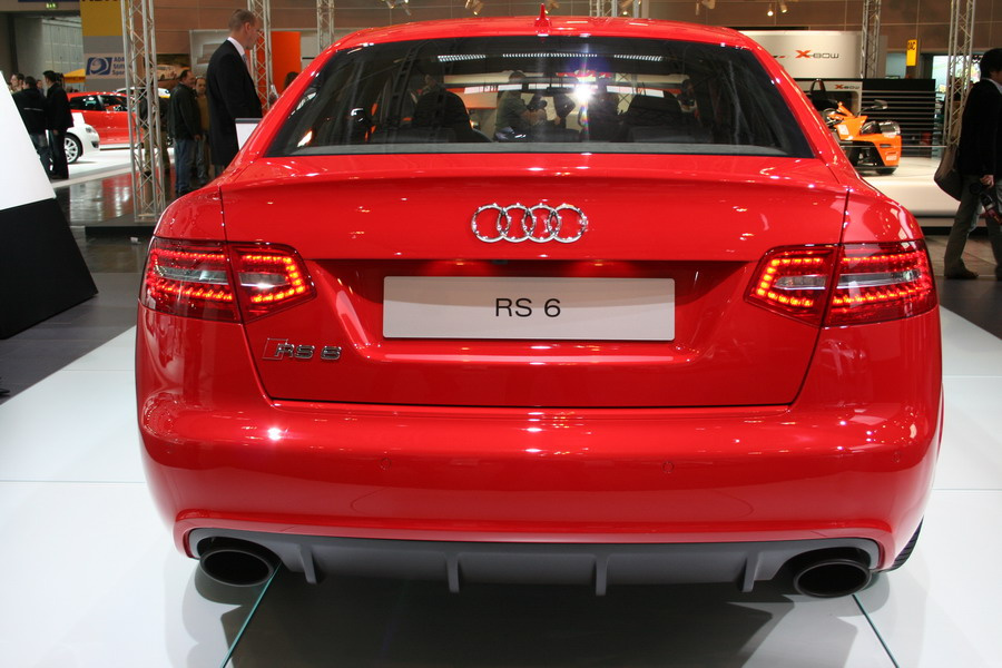 V10-RS6-Limo-3