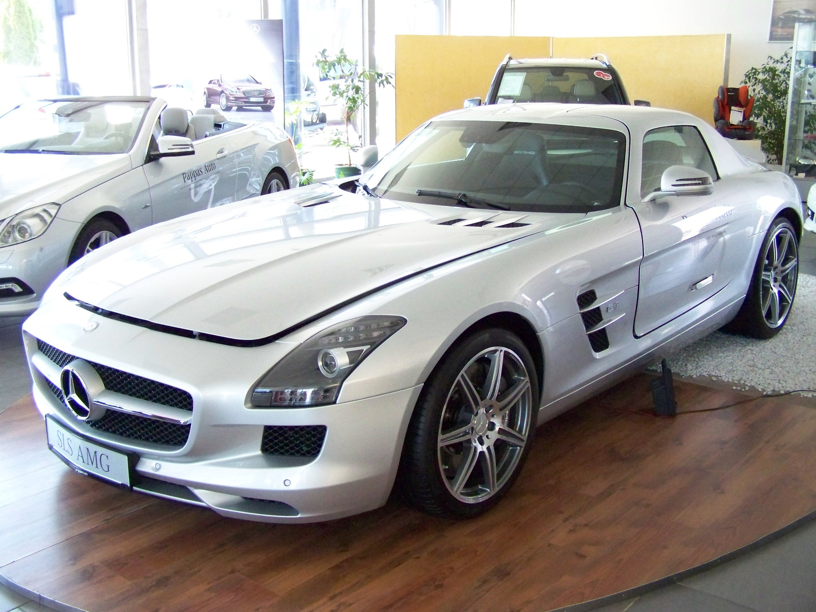 Mercedes SLS AMG