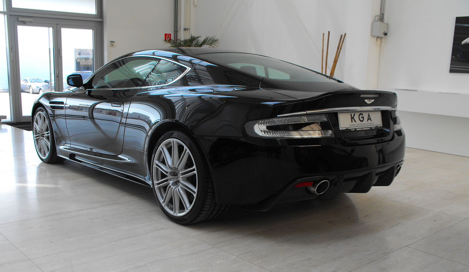 Aston Martin DBS