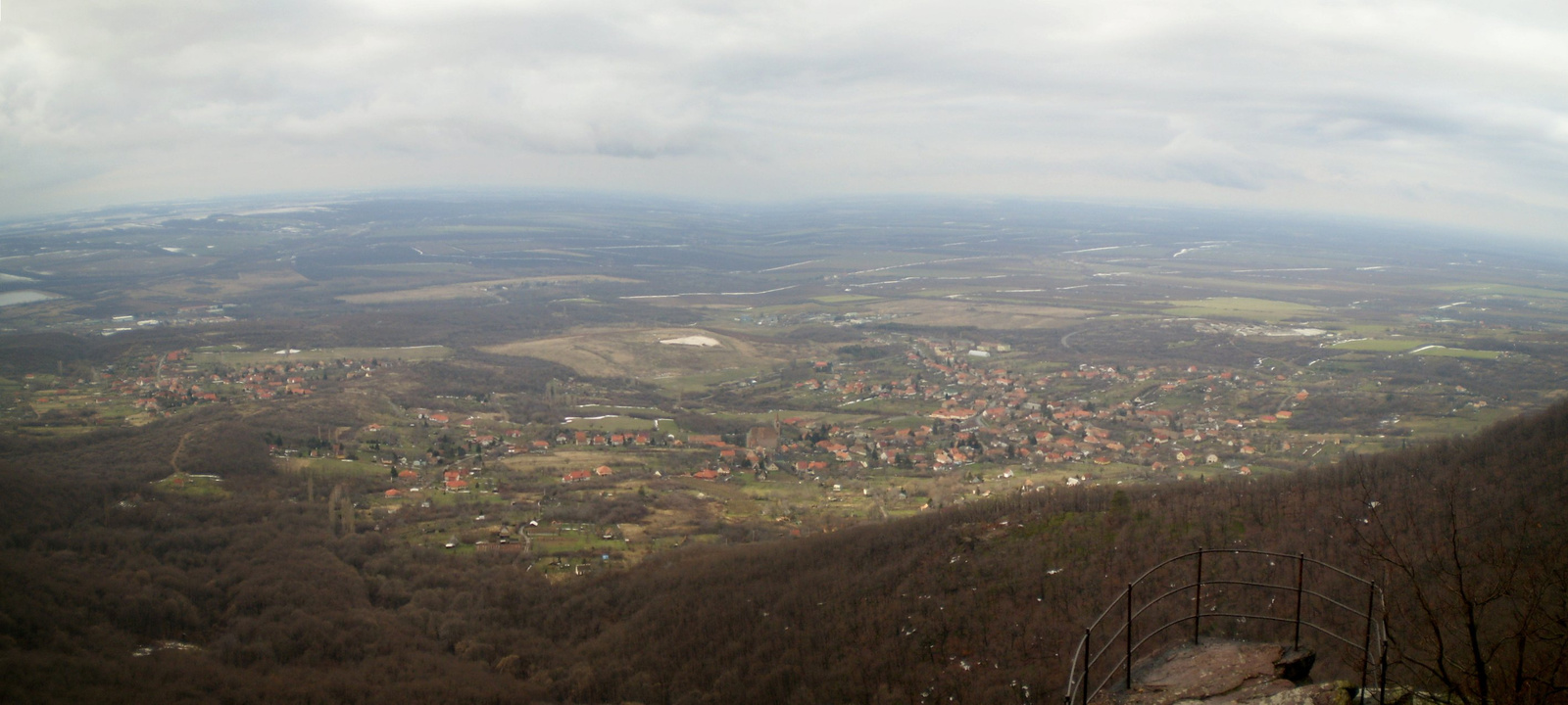 20100221Kilátás a Zsongorkőről2