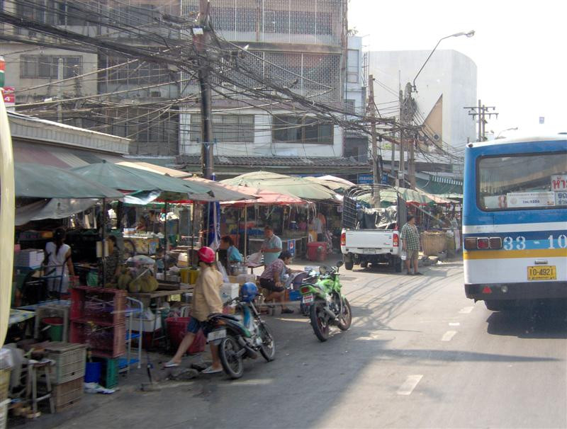 ut menti latvany - bangkok