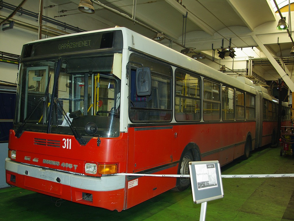 Ikarus 435T a Pongrác úti troligarázsban 3 2008.10.11