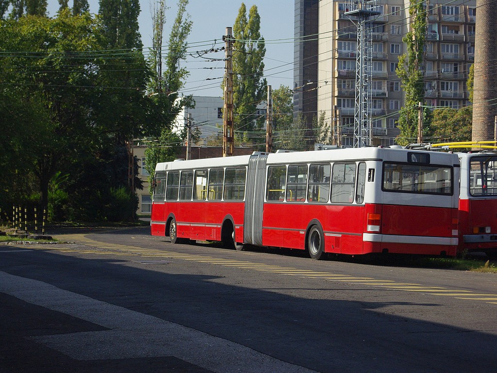 Ikarus 435T a Pongrác úti troligarázsban 6 2008.10.11