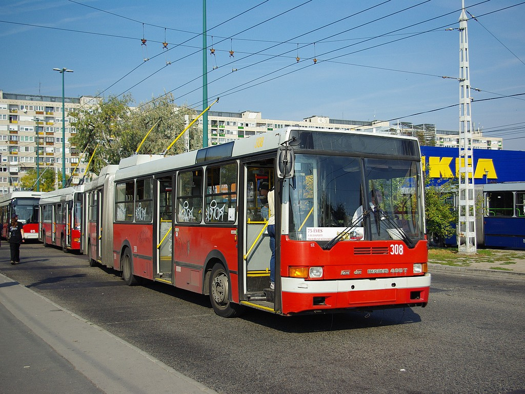 Ikarus 435T az Örs vezér téren 5 2008.10.12