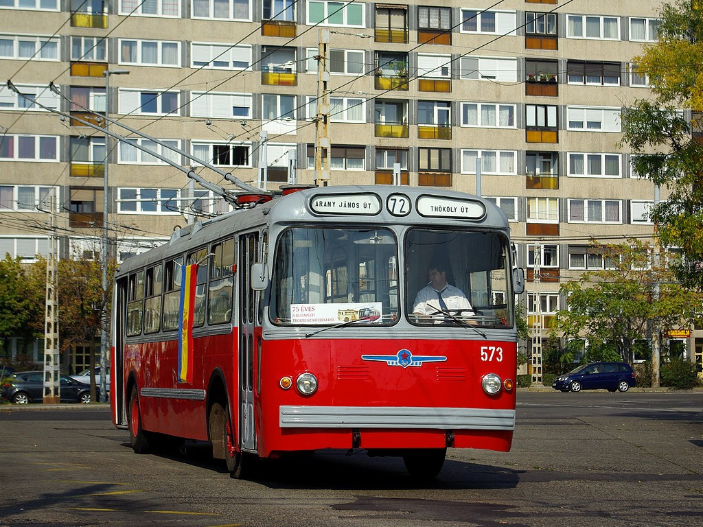 ZIU5 az Örs vezér téren 20 2008.10.12