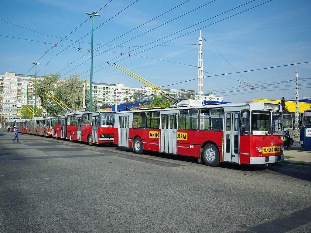 ZIU9 az Örs vezér téren 5 2008.10.12