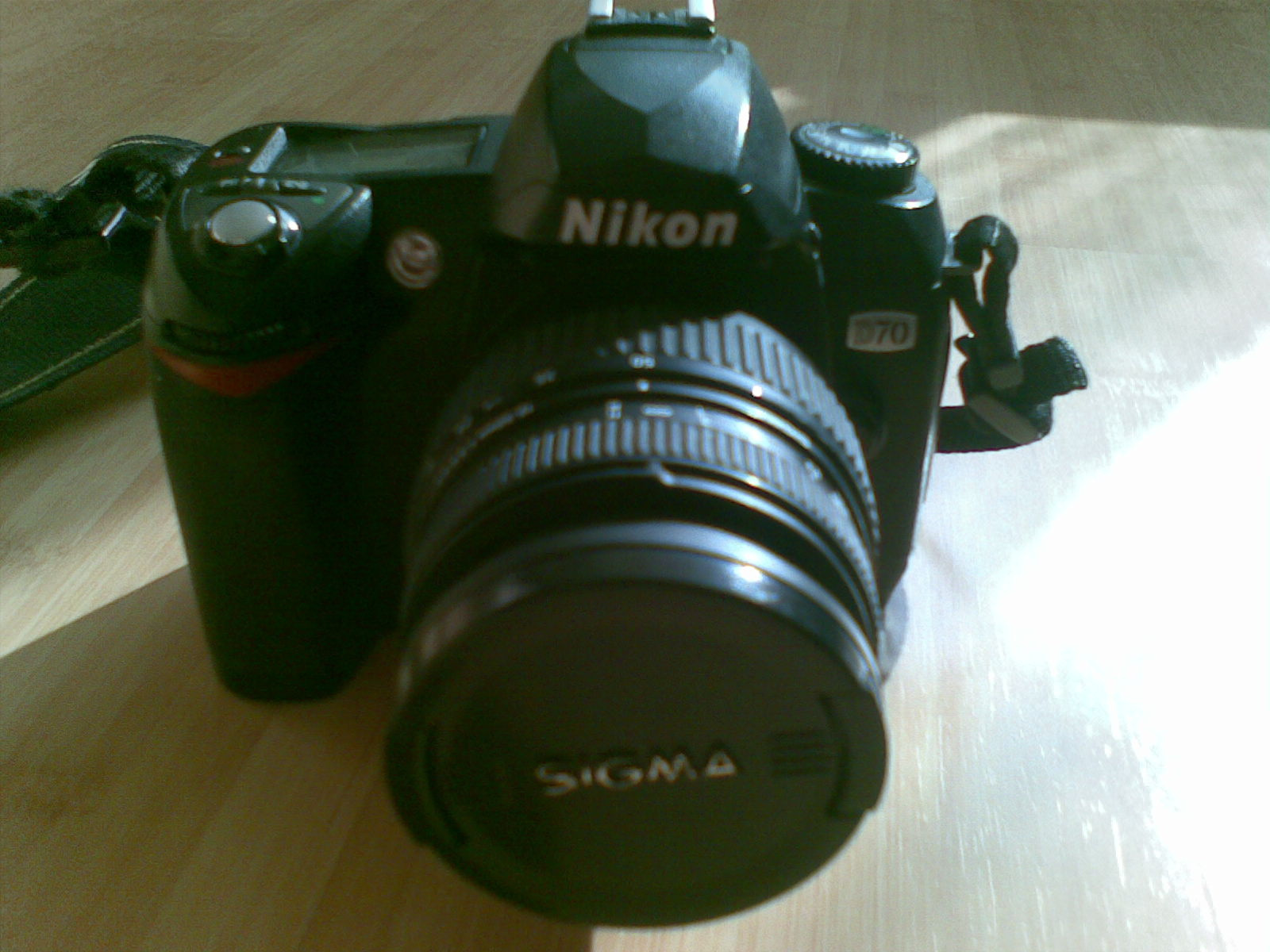 nikon1