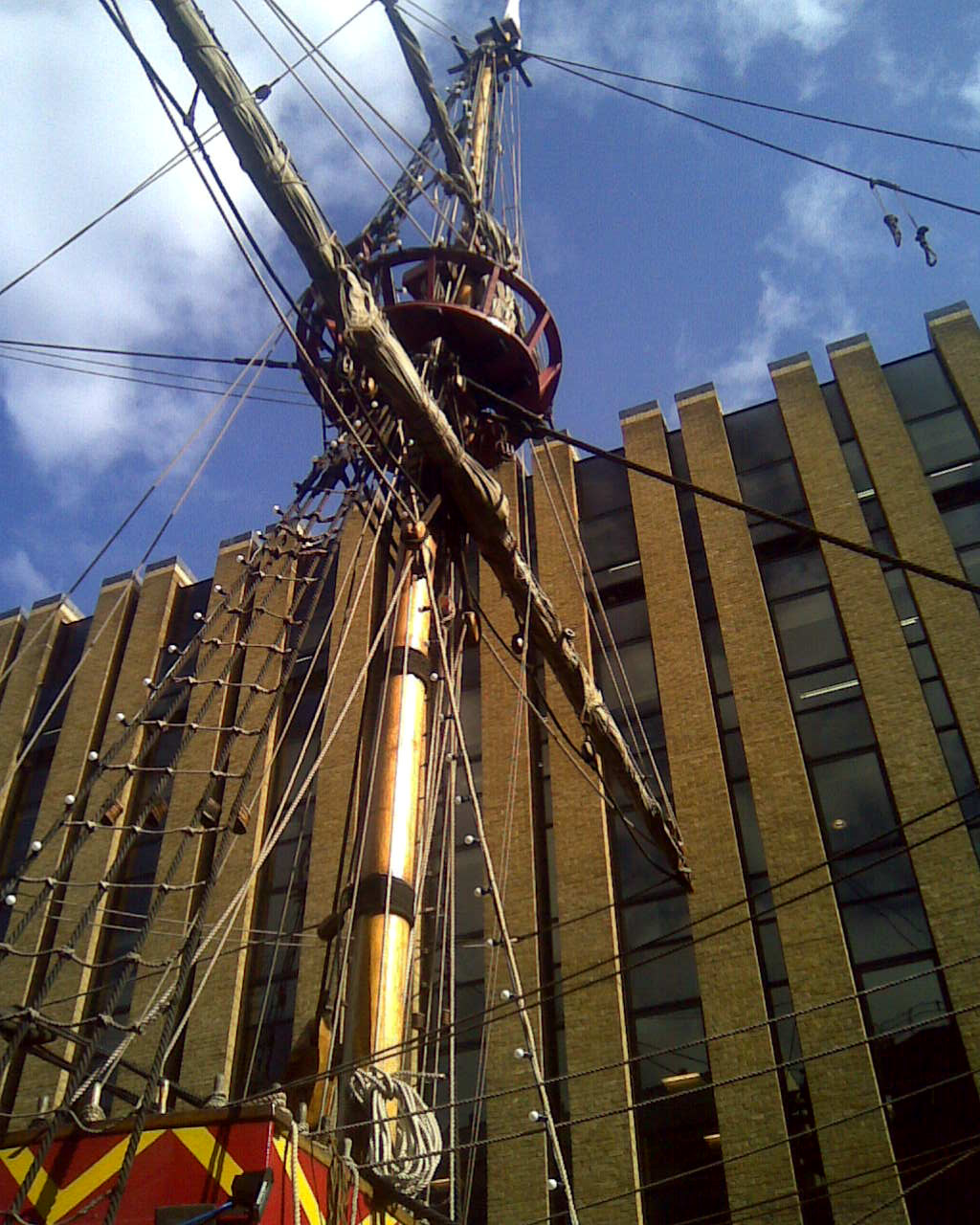 Golden Hind 2