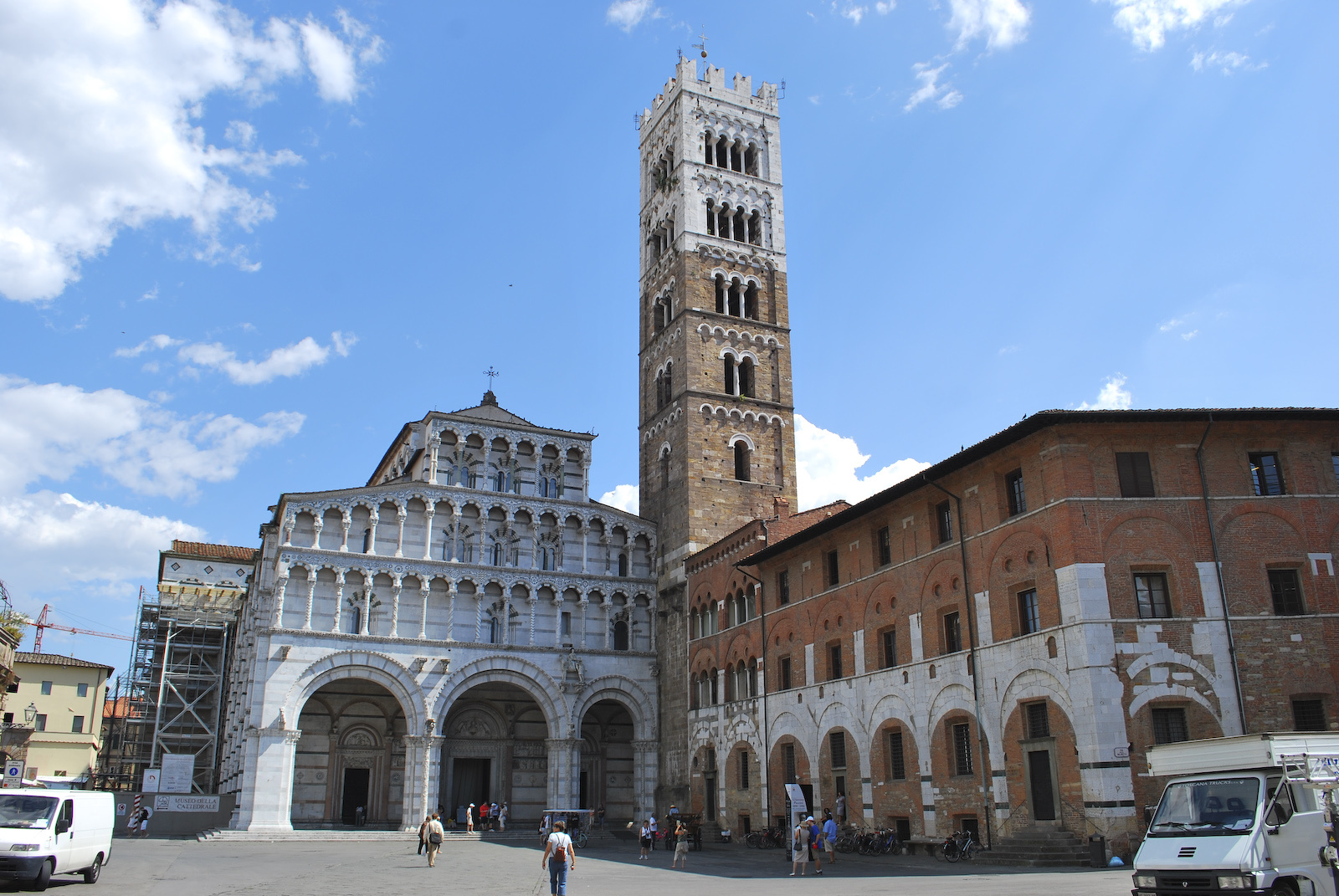 DSC 2038 Luccai katedrális  -