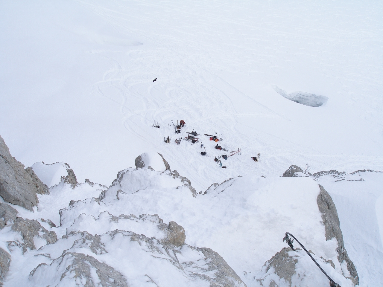 Síléc depó a Hoher Dachstein csúcstömbje alatt.