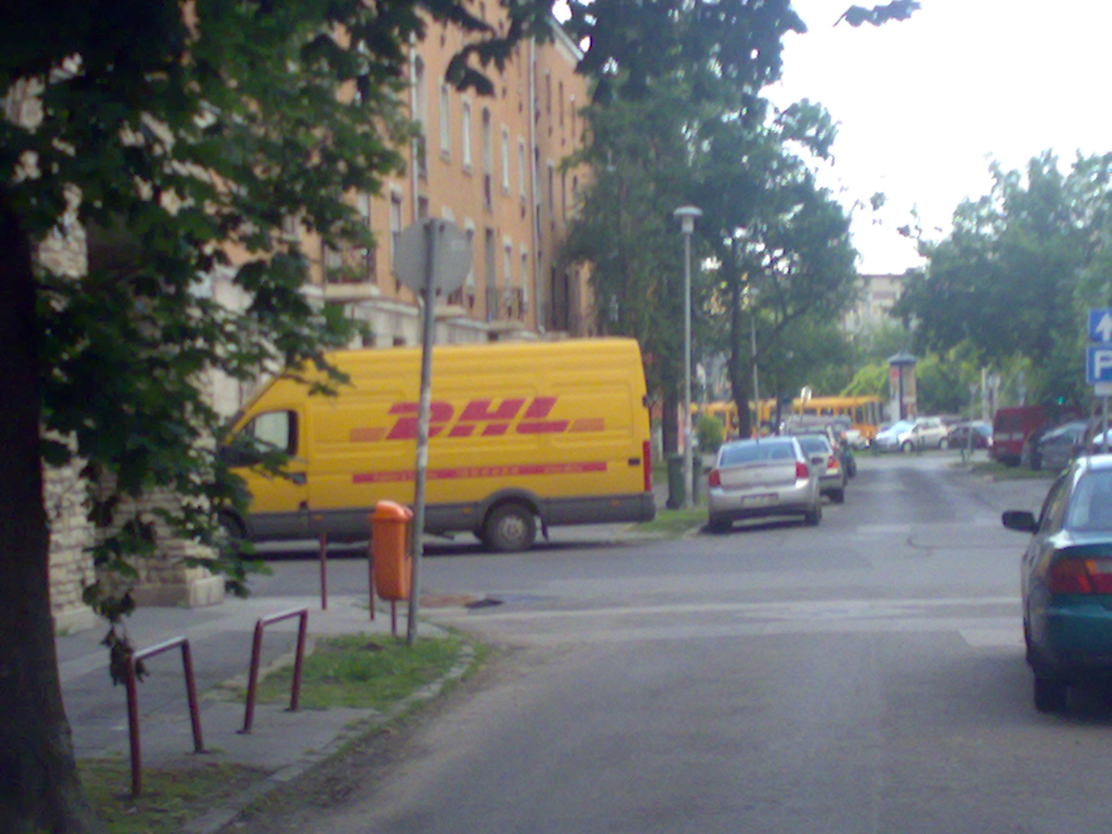 DHL furgon