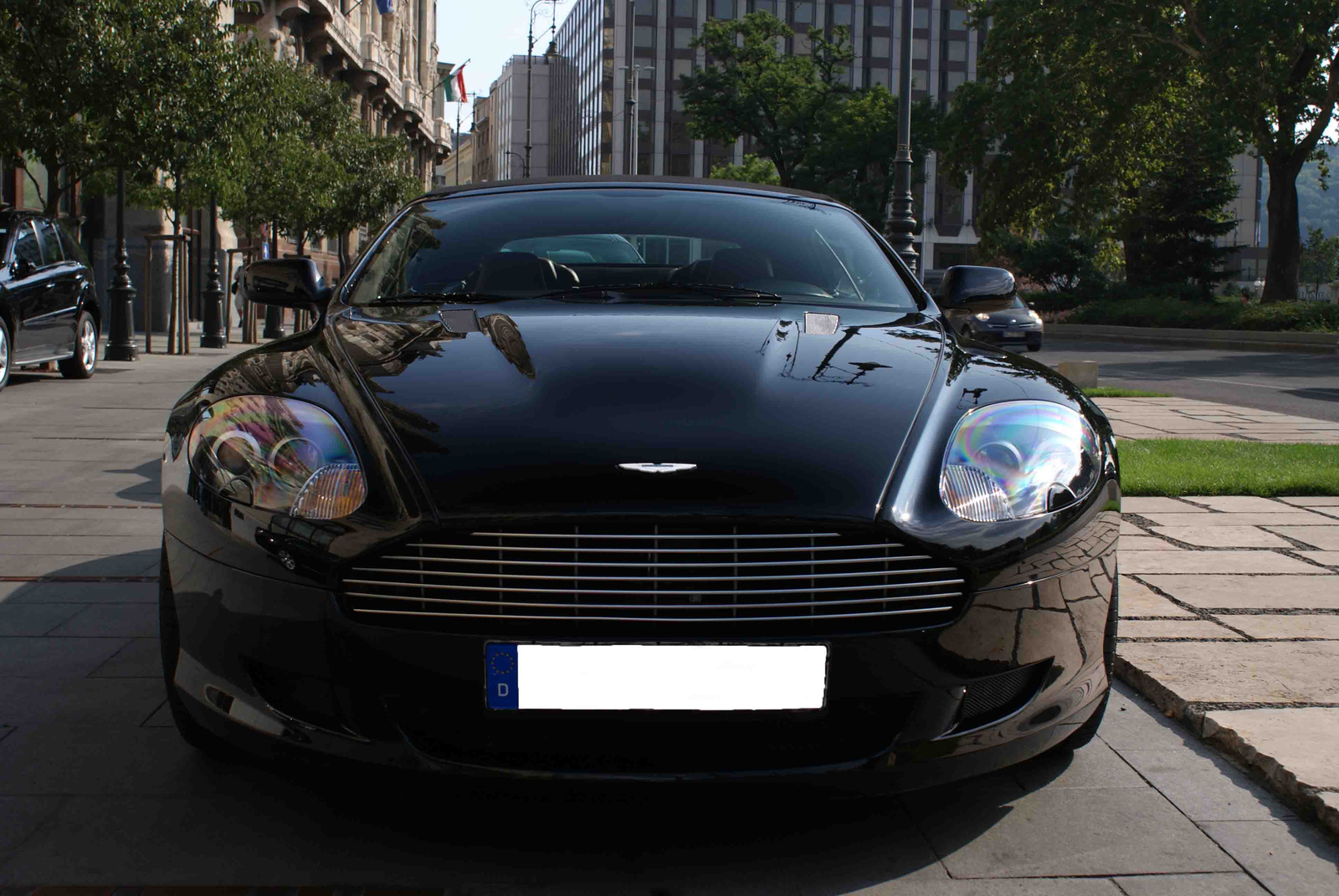 Aston Martin DB 9